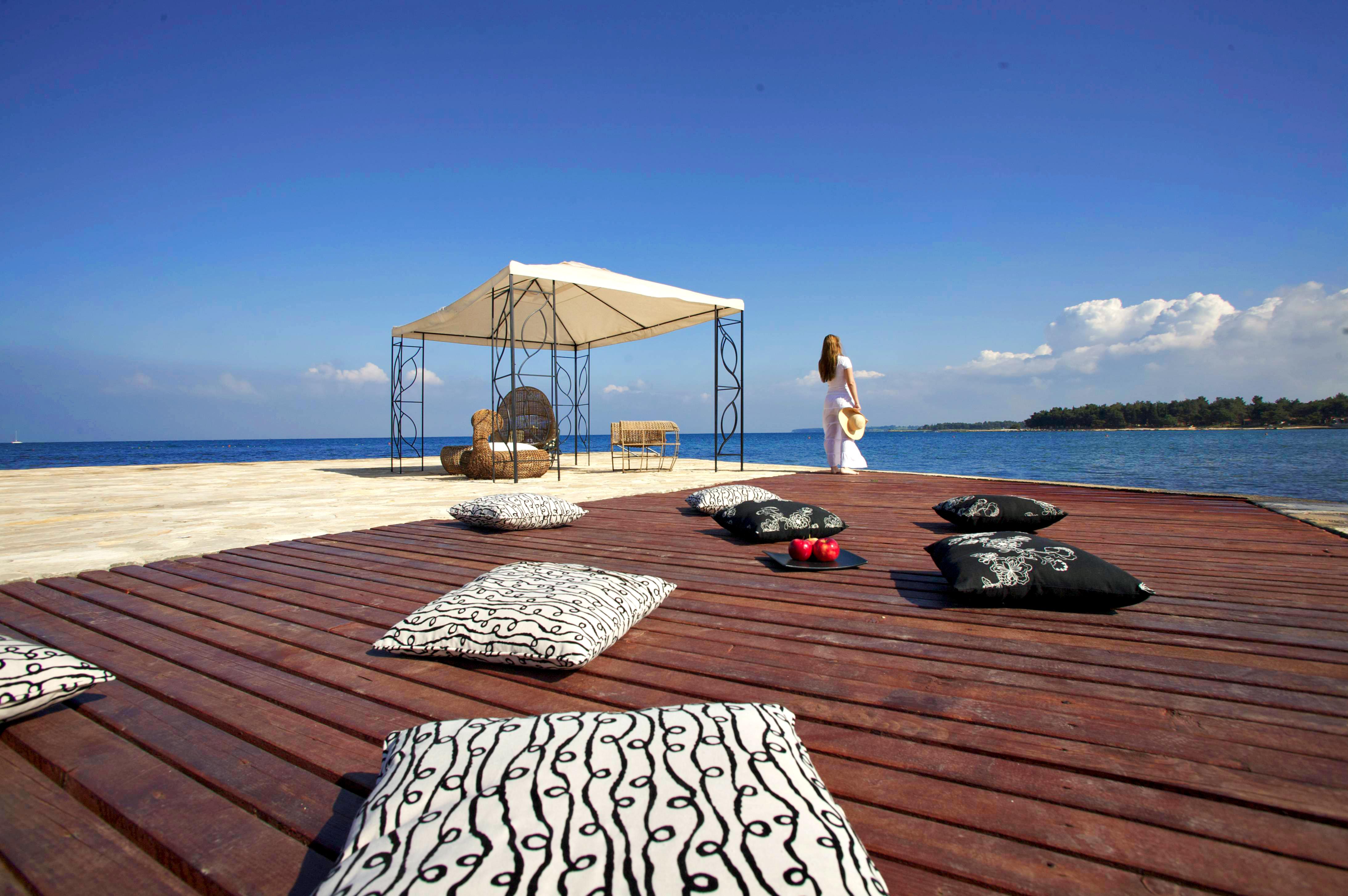 Plava Laguna Hotel 4*