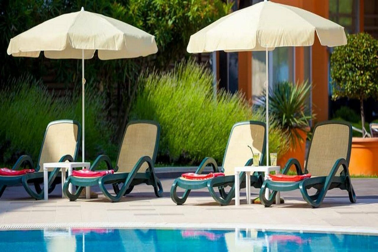 Plava Laguna Hotel 4*