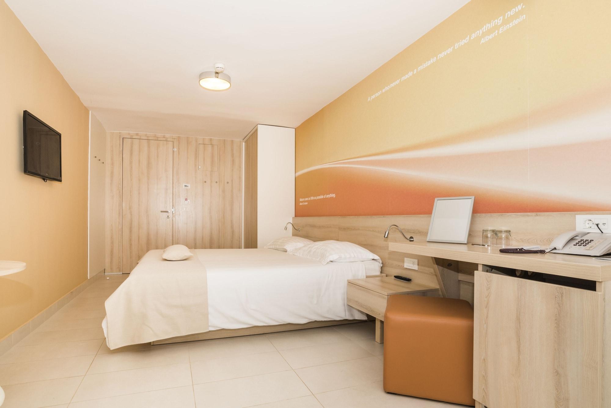 Plava Laguna Hotel